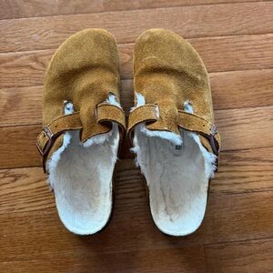 Birkenstock Boston Furry Clog Women’s 39